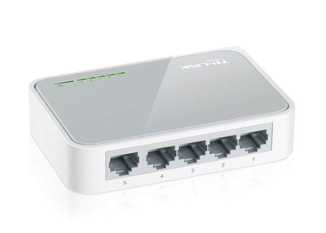 Front port view of the TP-Link Ethernet switch TL-SF1005D, highlighting its 5 RJ45 ports and compact desktop-friendly design.